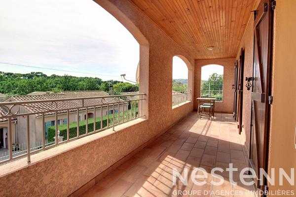 A VENDRE - Maison Vidauban 5 pièces 123m2, piscine , garage  , sous sol  et cave.
