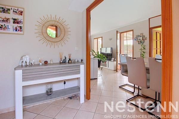 A VENDRE - Maison Vidauban 5 pièces 123m2, piscine , garage  , sous sol  et cave.