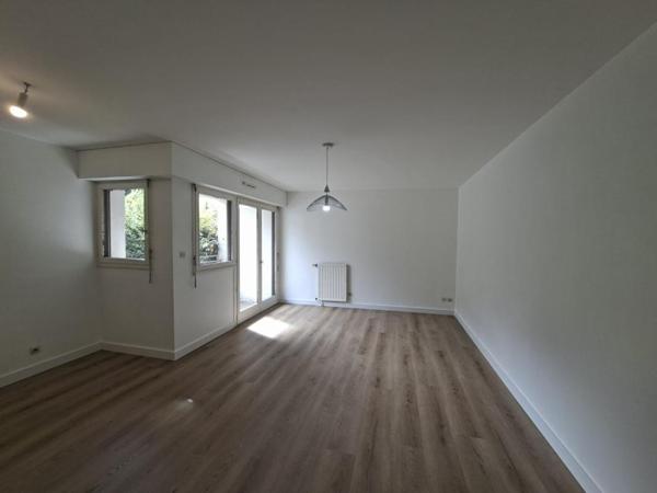Appartement T2 à louer - 46 m² (réf : 517966)