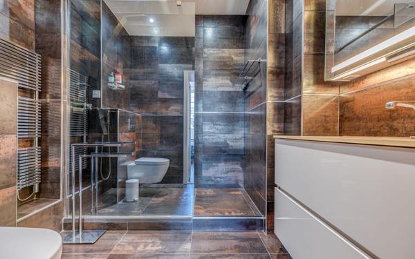 Appartement à vendre    4 pièces • 98 m2 Nice