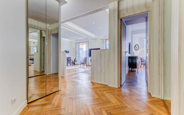 Appartement à vendre    4 pièces • 98 m2 Nice