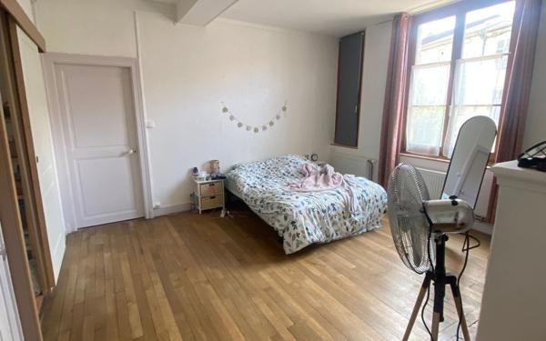 Appartement à louer    2 pièces • 68 m2 Bar-le-Duc