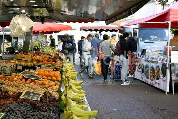 Vente
                Maison82 m² - 4 Pièces -
                    NANTES (44300)