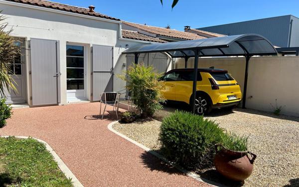 Maison à vendre    5 pièces •  Cozes