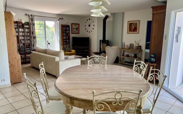 Maison à vendre    5 pièces •  Cozes