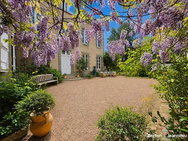 Superbe Hôtel Particulier à Mayenne