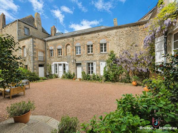 Superbe Hôtel Particulier à Mayenne