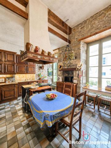 Superbe Hôtel Particulier à Mayenne