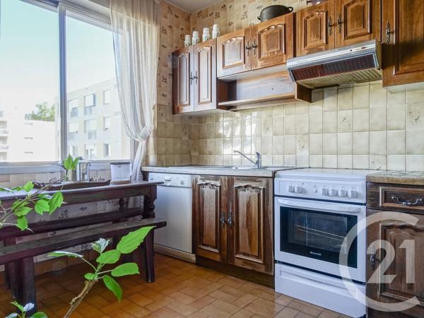 Appartement T4 à vendre  4 pièces - 100 m 2   LYON  - 69006
