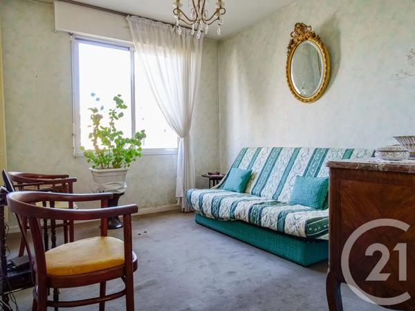 Appartement T4 à vendre  4 pièces - 100 m 2   LYON  - 69006