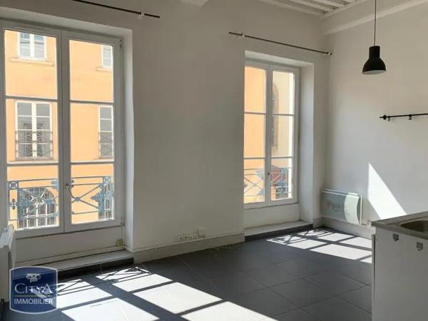 Appartement à louer 1 pièce 24.19m² Lyon 7e Arrondissement (69007)