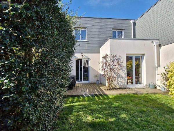 Maison de ville à vendre à Acigné en Ille-et-Vilaine (35690), ref : 231-IDG