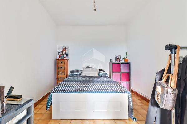 Maison - Secteur Boileaux - 110m2 - Rénovation à prévoir - Garage - Plan de cuques 13380