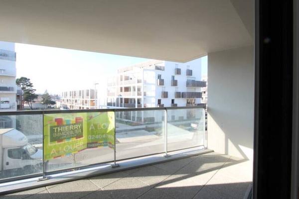 Appartement 2 pièces                                        - 44400 Rezé Réf : 11925