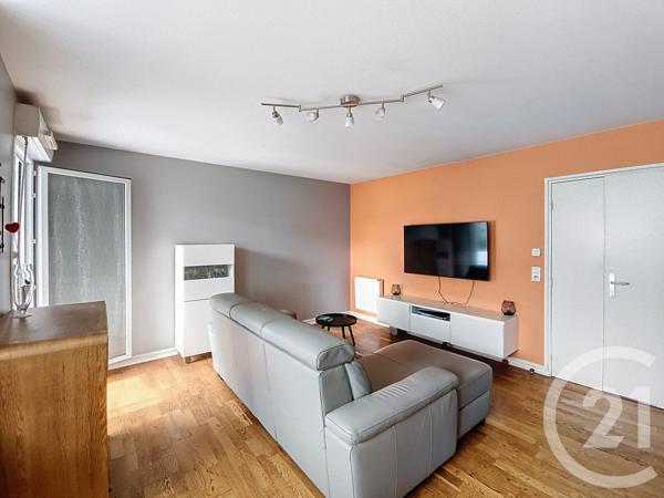 Appartement F4 à vendre  4 pièces - 75,91 m2 ST DENIS - 93