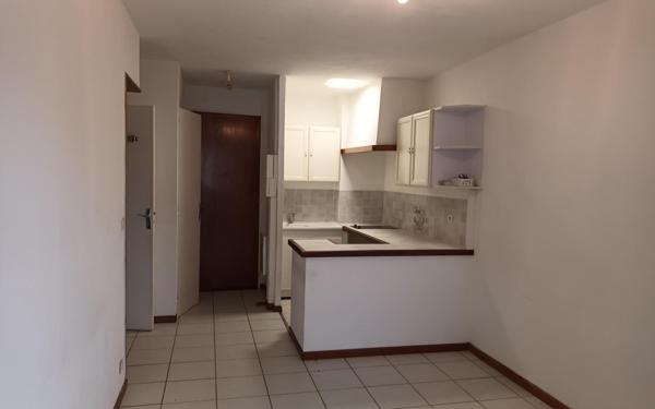 Appartement à vendre    2 pièces • 28 m2 Hyères
