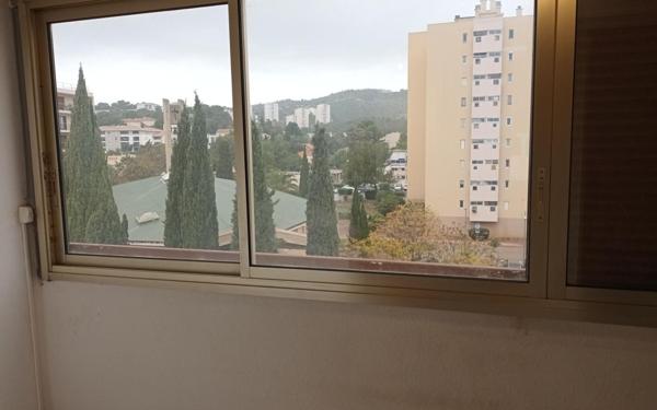 Appartement à vendre    2 pièces • 28 m2 Hyères