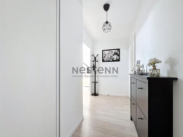 Appartement VAL POMPADOUR (limite CRETEIL) 3 pièces dernier étage avec terrasse!