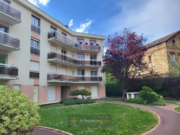 Location                                                      Appartement
                        
                     1 pièces                      31 m2                     à Ermont