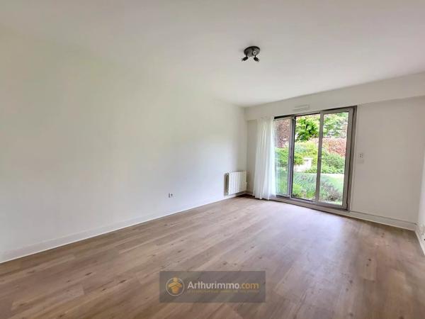 Location                                                      Appartement
                        
                     1 pièces                      31 m2                     à Ermont