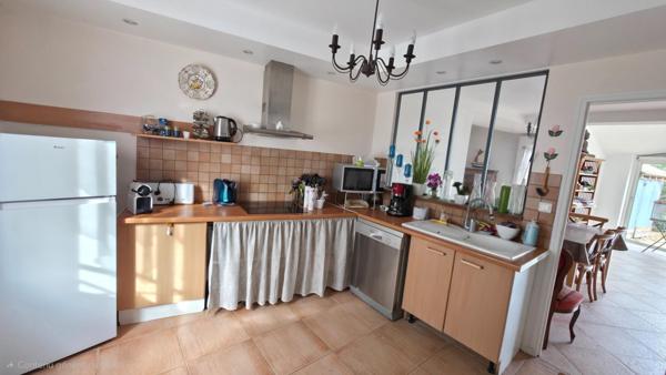 Une maison ou 2 appartements avec jardin !!!