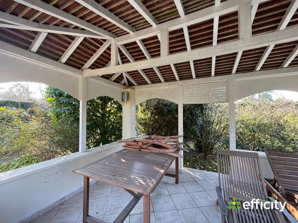 Maison 6 pièces - 139 m² Exclusivité efficity