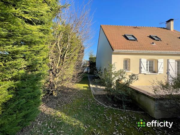 Maison 6 pièces - 139 m² Exclusivité efficity