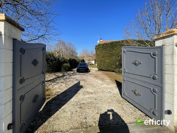 Maison 6 pièces - 139 m² Exclusivité efficity