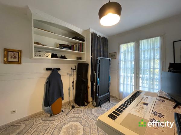 Maison 6 pièces - 139 m² Exclusivité efficity