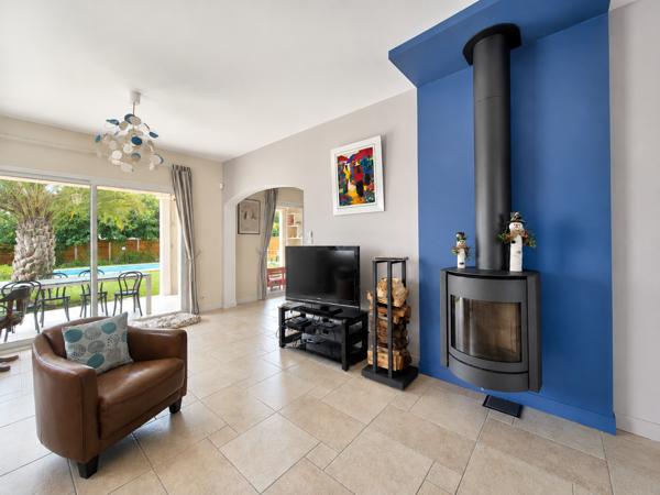Maison 6 pièce(s) 4 chambre(s) 180.1 m²