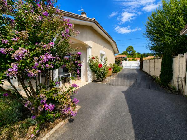 Maison 6 pièce(s) 4 chambre(s) 180.1 m²