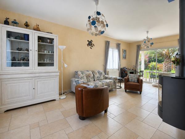 Maison 6 pièce(s) 4 chambre(s) 180.1 m²
