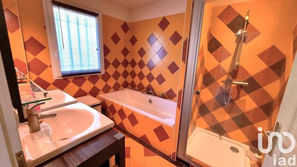 Maison à vendre 7 pièces 168 m² Collobrières