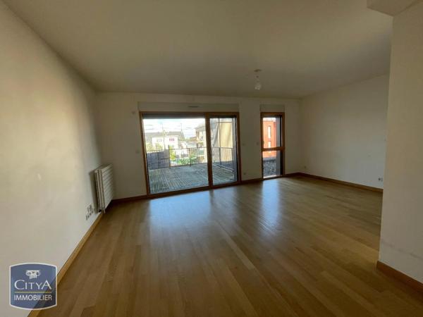 Appartement à louer 3 pièces 78.3m² Le Mans (72100)