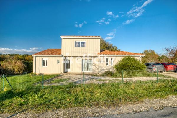 Maison 6 pièces - 117 m² Exclusivité efficity