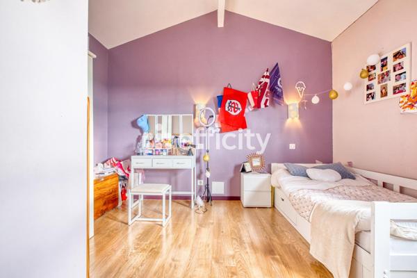 Maison 6 pièces - 117 m² Exclusivité efficity