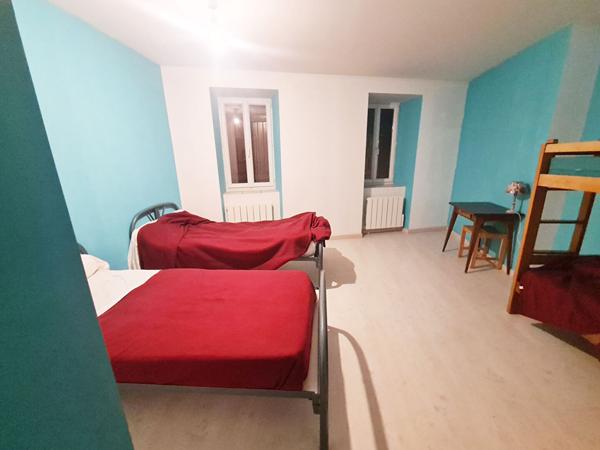 Achat maison Montfaucon-en-Velay - 5 pièce(s) - 110 m² - 95 000 €