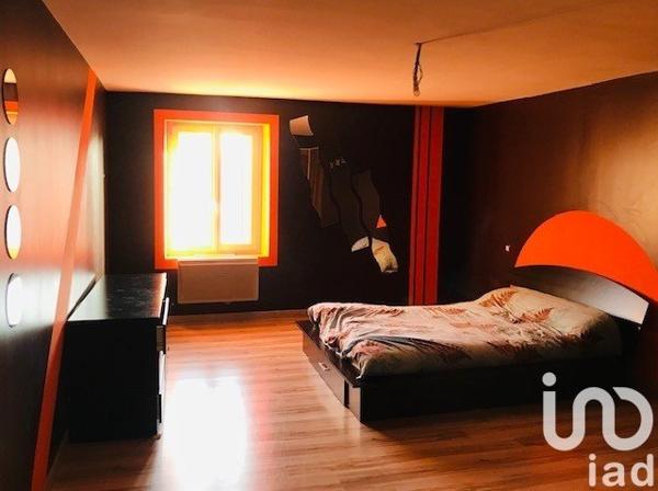 Maison 5 pièces de 140 m² à Viersat (23170)