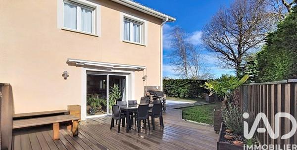 Maison à vendre 6 pièces 130 m² Saint-Jean-d'Illac