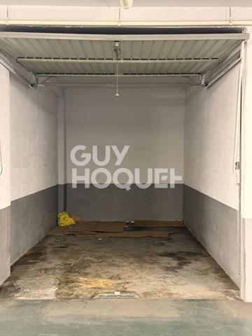 Parking / box - À vendre