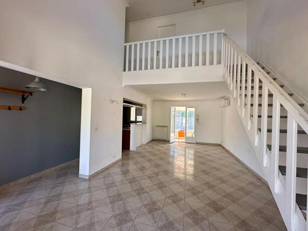 Villa 5 chambres avec piscine et annexe -LATTES BOIRARGUES