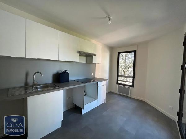 Appartement à louer 4 pièces 90.6m² Lyon (69004)