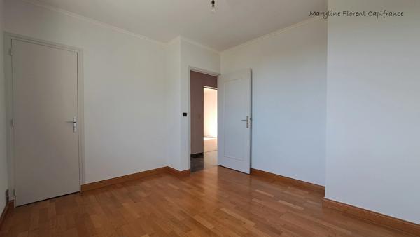 Belle Maison Familiale de 120 m² avec Jardin Arboré – Romagat