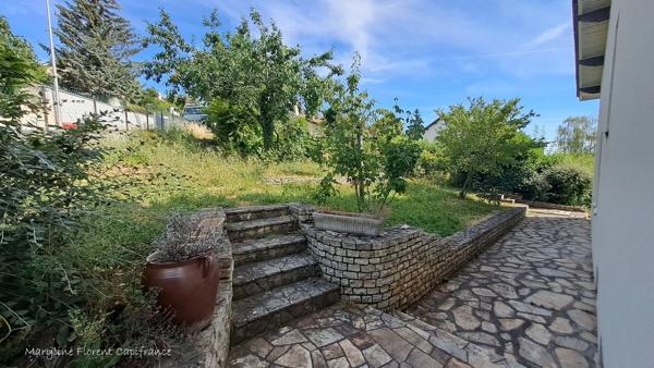Belle Maison Familiale de 120 m² avec Jardin Arboré – Romagat