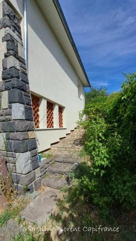 Belle Maison Familiale de 120 m² avec Jardin Arboré – Romagat