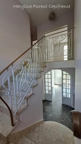 Belle Maison Familiale de 120 m² avec Jardin Arboré – Romagat