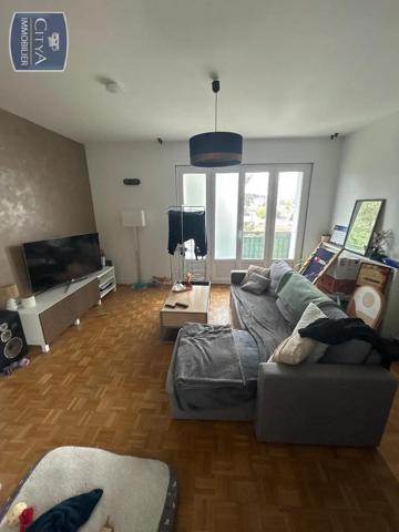 Appartement à louer 2 pièces 48.04m² Tours (37100)