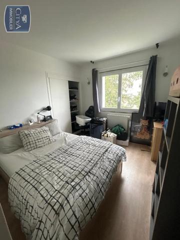 Appartement à louer 2 pièces 48.04m² Tours (37100)