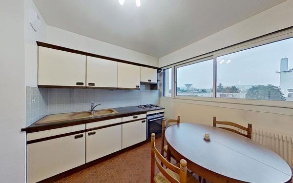 Appartement à louer    4 pièces • 78,01 m2 Champagne-au-Mont-d'Or