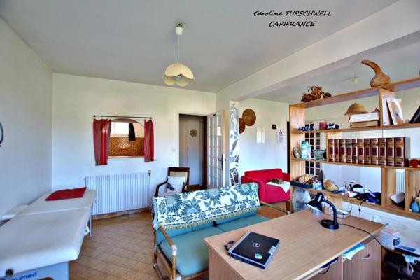 MARSEILLE 12EME - LES TROIS LUCS - PROPRIETE EXCEPTIONNELLE AVEC PISCINE - MAISON PRINICPALE ET APPARTEMENT 3 PIECES